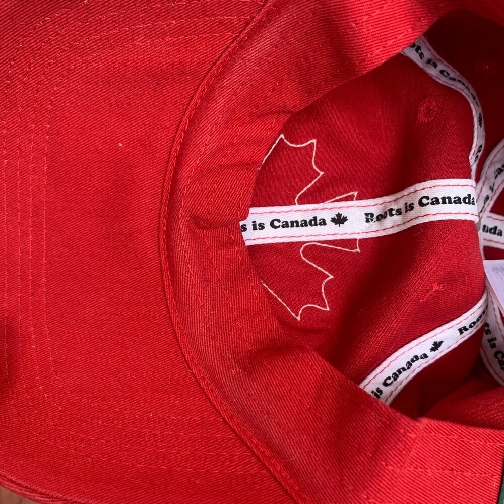 Roots Canada Red Baseball Cap - Picture 5 of 6